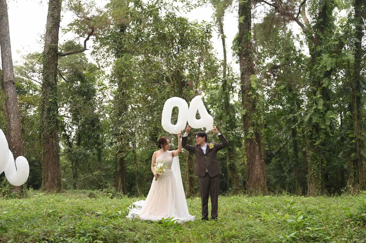 Ảnh cưới với bóng bay 04